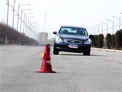 汽车之家 英菲尼迪 英菲尼迪g系 09款 g37 sedan