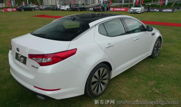 起亚K5