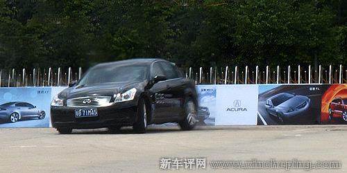 G35