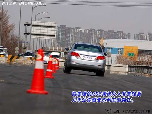 加价1.5万竟如此做工 凯美瑞细节全体验 汽车之家