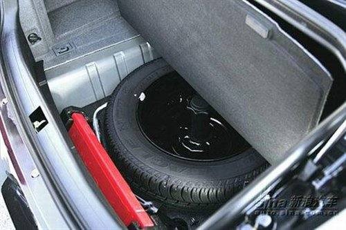 中国的“E级车”德国媒体试驾中华轿车 汽车之家