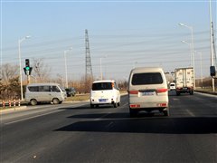 居家型英俊小生 测试两厢/三厢版奇瑞A3 汽车之家