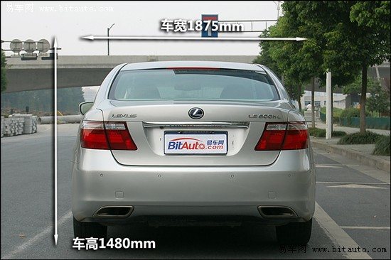 易车评测雷克萨斯LS600hL