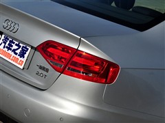 汽车之家 一汽奥迪 奥迪a4l 2.0 tfsi 豪华型
