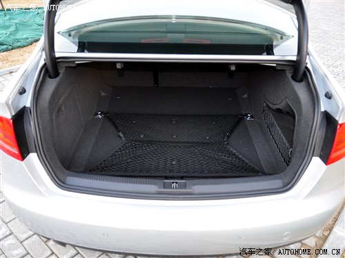汽车之家 一汽奥迪 奥迪a4l 2.0 tfsi 豪华型