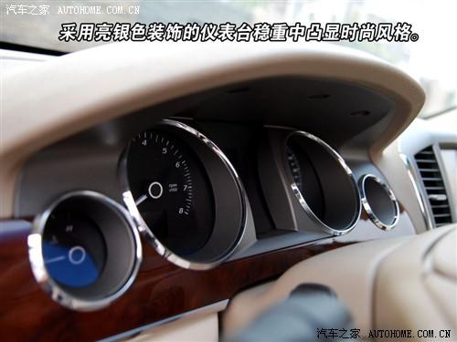 稳重大气老板车 体验别克林荫大道