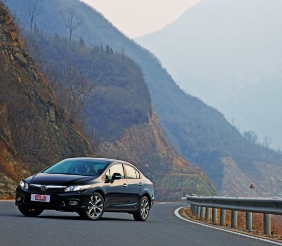 东风本田思域2.0 TYPE-S