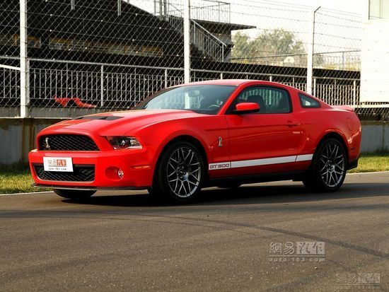 Ұ2011Shelby GT500 5.4MT