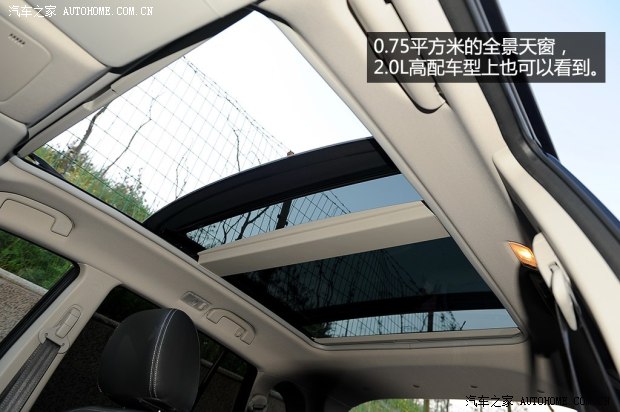 雷诺雷诺科雷傲2014款 2.5L 四驱豪华版
