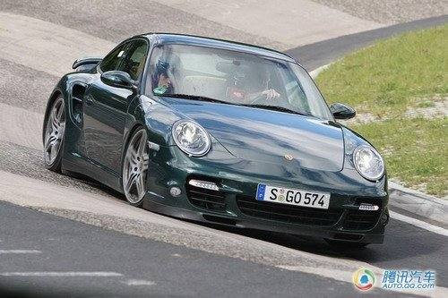 冤家路窄 日产GTR对比保时捷911 Turbo
