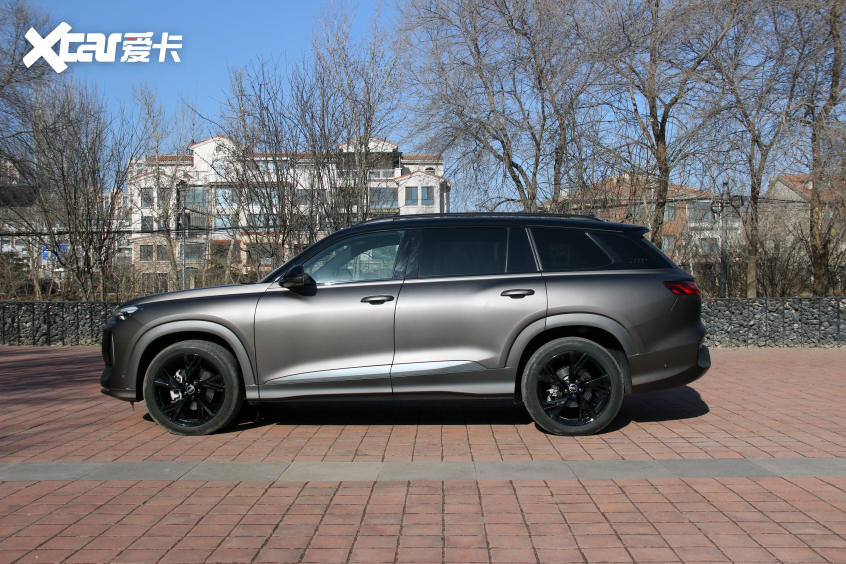 凤凰联盟30多万入手奥迪最大SUV？阿祖眼光名不虚传(图4)