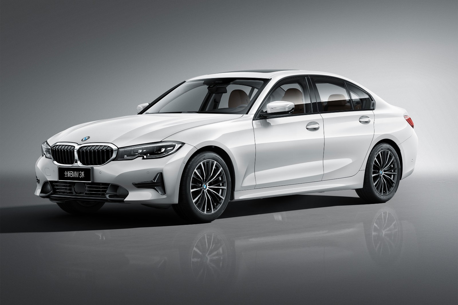 全新bmw 3系320i 运动套装jpg