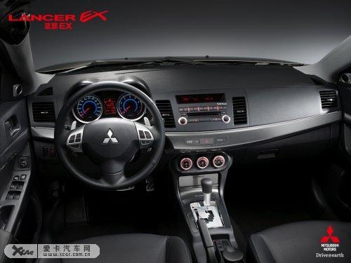三菱官方网站上发布的进口LANCER EX高配车型
