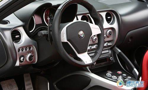 阿尔法罗密欧8C Spider