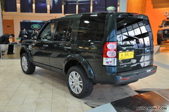 路虎发现45.0L HSE 汽油版侧后45°图片