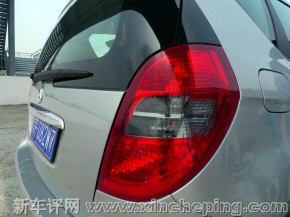 奔驰A级