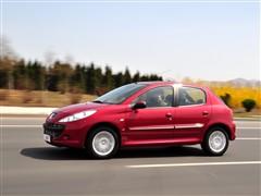 汽车之家 东风标致 标致207 两厢1.6l 手动品乐版