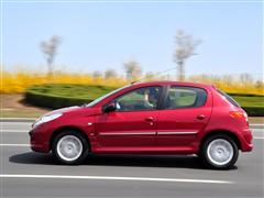 汽车之家 东风标致 标致207 两厢1.6l 手动品乐版