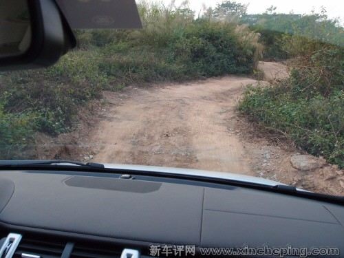 路虎揽胜极光