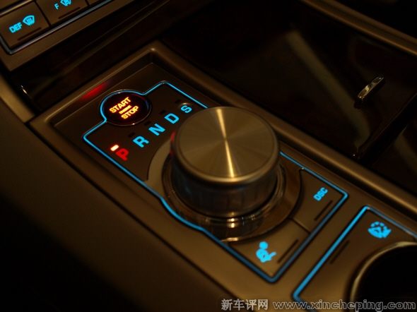 捷豹XF