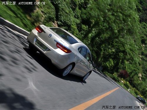 别克 通用别克 英朗 2010款 gt 1.8l 自动豪华版