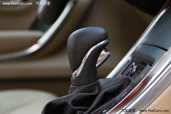 大将之风 汽车探索抢先实拍上汽荣威950