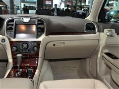 克莱斯勒 克莱斯勒(进口) 300c(进口) 2011款 基本型