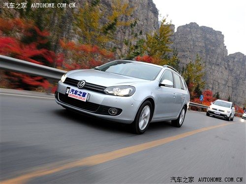 大众 大众(进口) 高尔夫(进口) 2011款 variant 1.4 tsi 豪华版