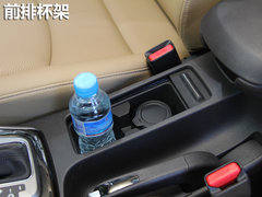 北京现代  朗动 1.8 DLX AT