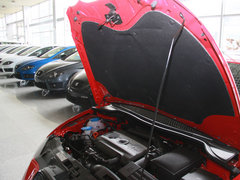 西雅特  Leon 2.0TSI DSG