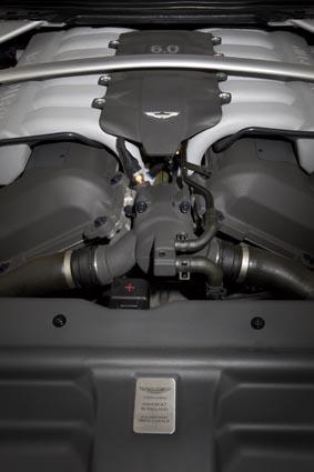 阿斯顿-马丁DB9发动机图片