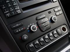 纯正“瑞典红”小试沃尔沃XC90运动版 汽车之家