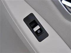 力帆 重庆力帆 力帆x60 2011款 1.8l 舒适型