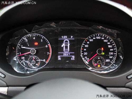 三厢性能车 到店实拍一汽-大众速腾GLI