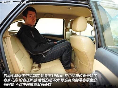 江铃 江铃汽车 驭胜 2011款 2.4T 两驱5座豪华型