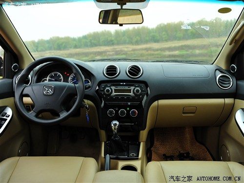 江铃 江铃汽车 驭胜 2011款 2.4T 两驱5座豪华型