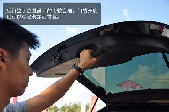 起亚 狮跑 实拍 图解 图片