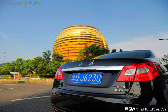 试驾红旗H7 2.0T 为中国制造的实力代言(7)