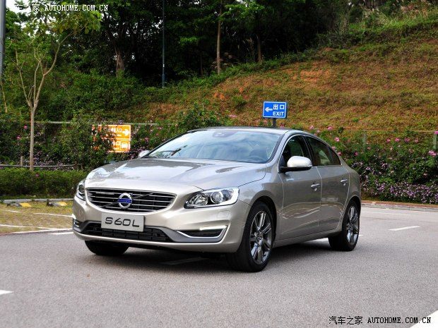 沃尔沃沃尔沃亚太沃尔沃S60L2013款 基本型