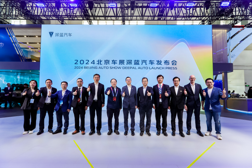 深蓝;方盒子SUV;G318