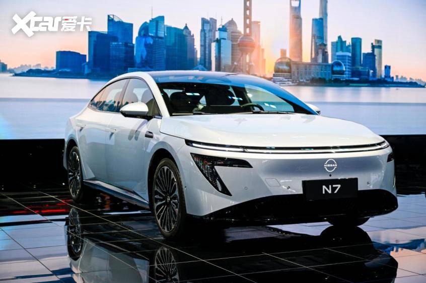 Frontier Pro PHEV