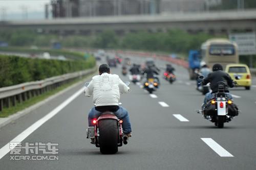 騎行25天 哈雷騎士從葫蘆島市凱旋迴連